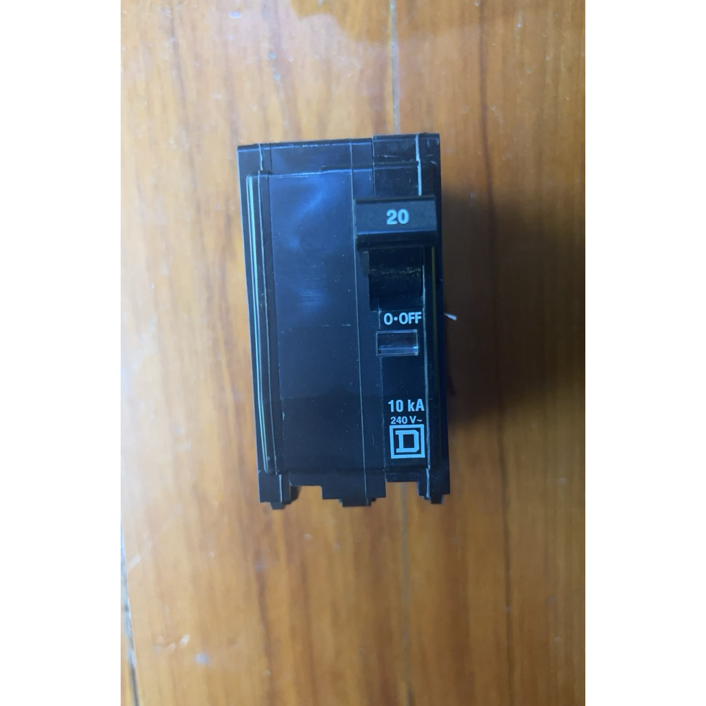 เมนเบรกเกอร์ 2P 20A QO 220MBX “Square D”