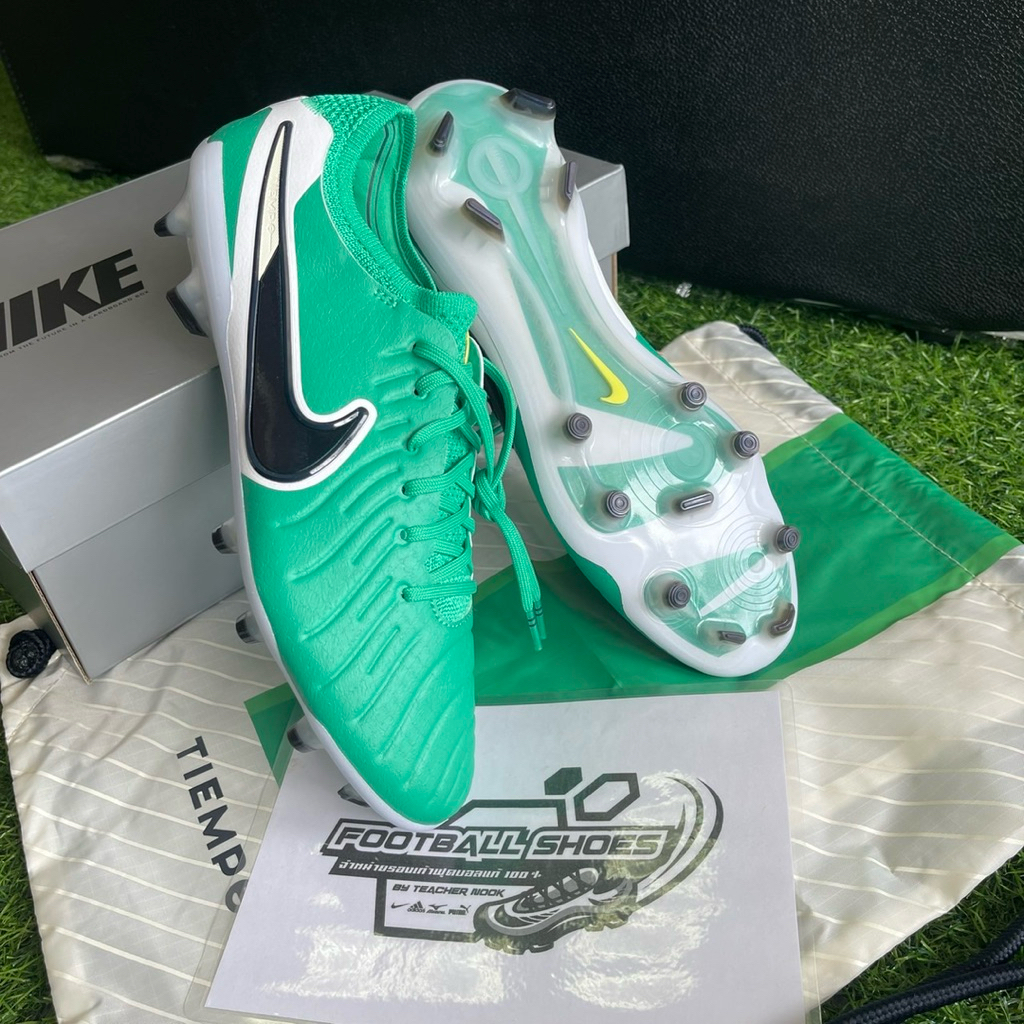 🟩⬜️ Nike Tiempo Legend 10 Elite FG