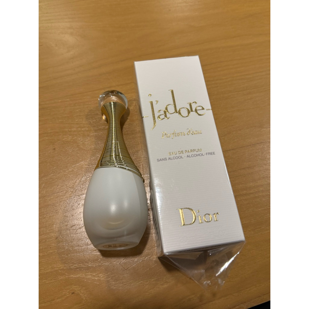 ส่งต่อ D ior Jadore D’eau 30 ml