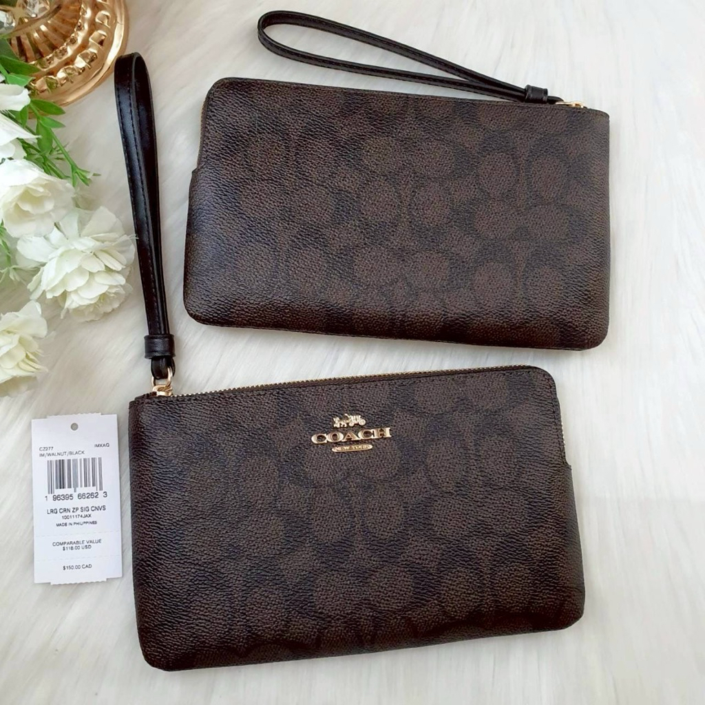 COACH CZ277 Large Corner Zip Wristlet In Signature Canvas