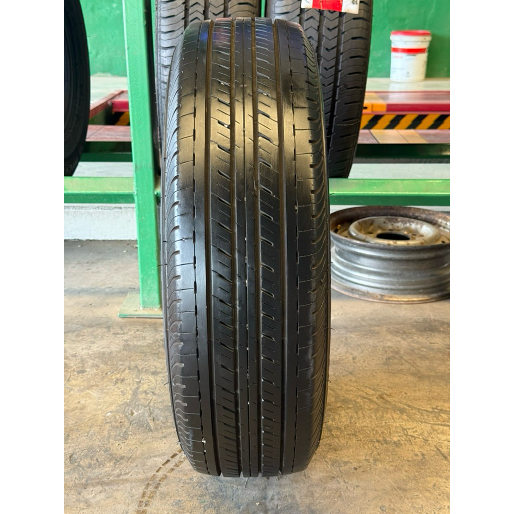 ยางรถยนต์มือสอง Bridgestone 611 215/70R16 ปี25