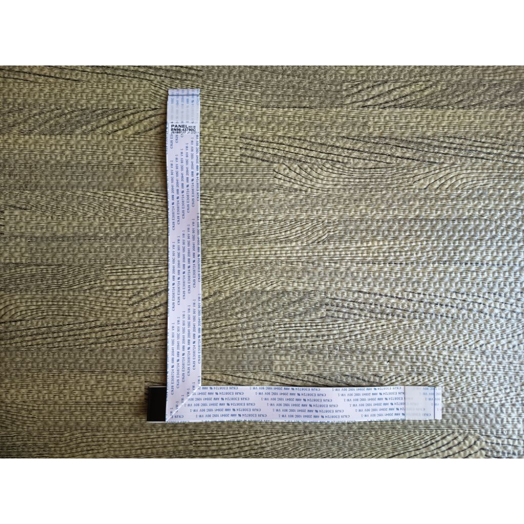 สายแพรที่เชื่อมต่อไปยังจอภาพ (T-Bar) สำหรับทีวี Samsung รุ่น UA40J5250DKXXT