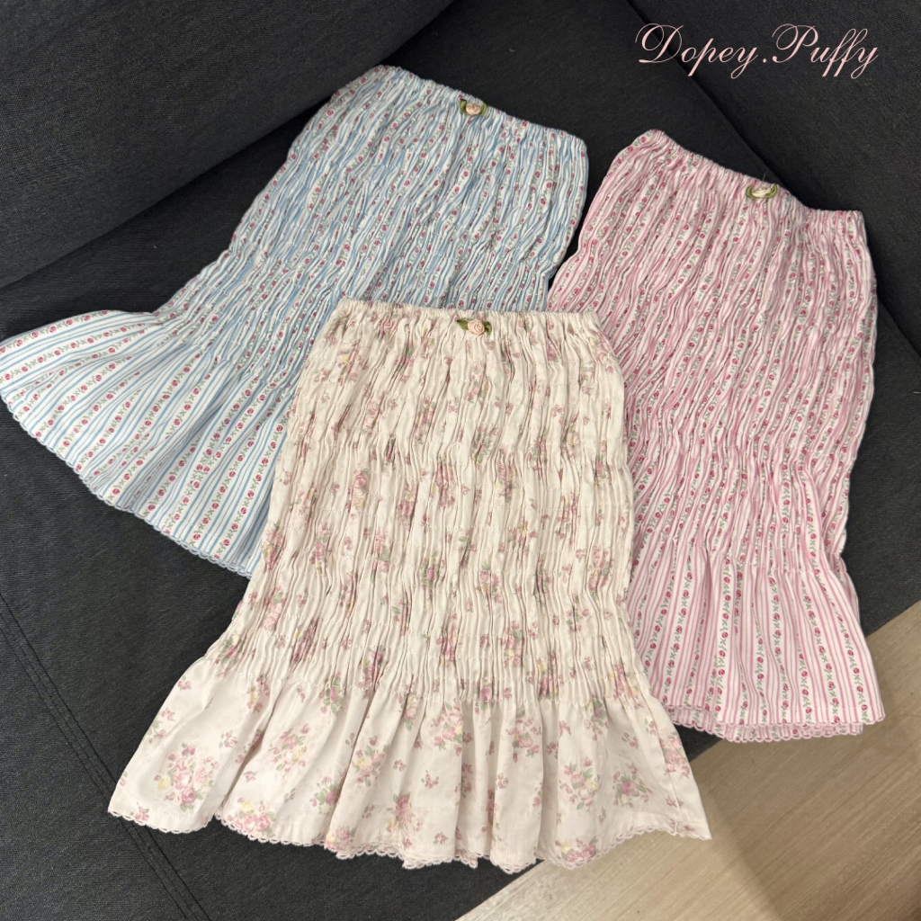Dopey.puffy / Belle Top  เสื้อเกาะอกสม็อค ผ้าคอตตอน 100