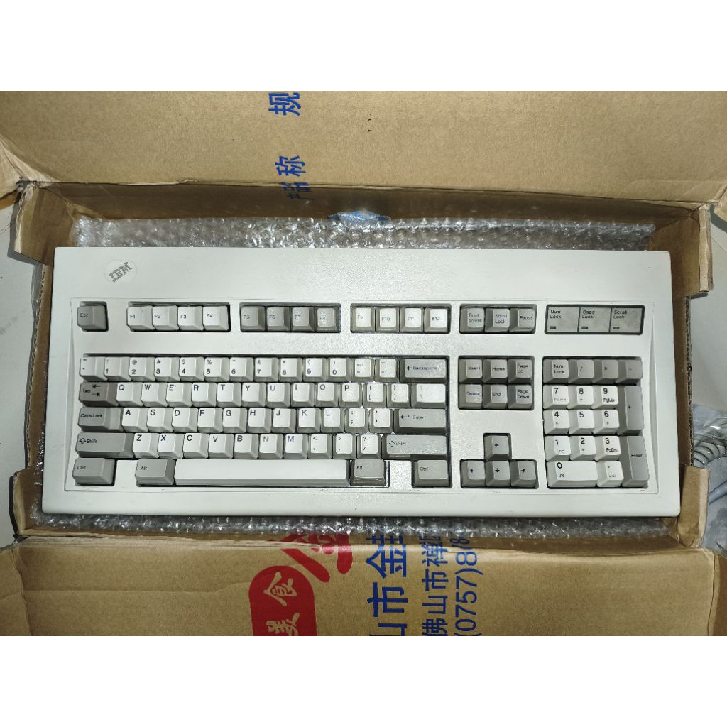 IBM Model M Keyboard ป้ายวงรีเทา (29FE1988)