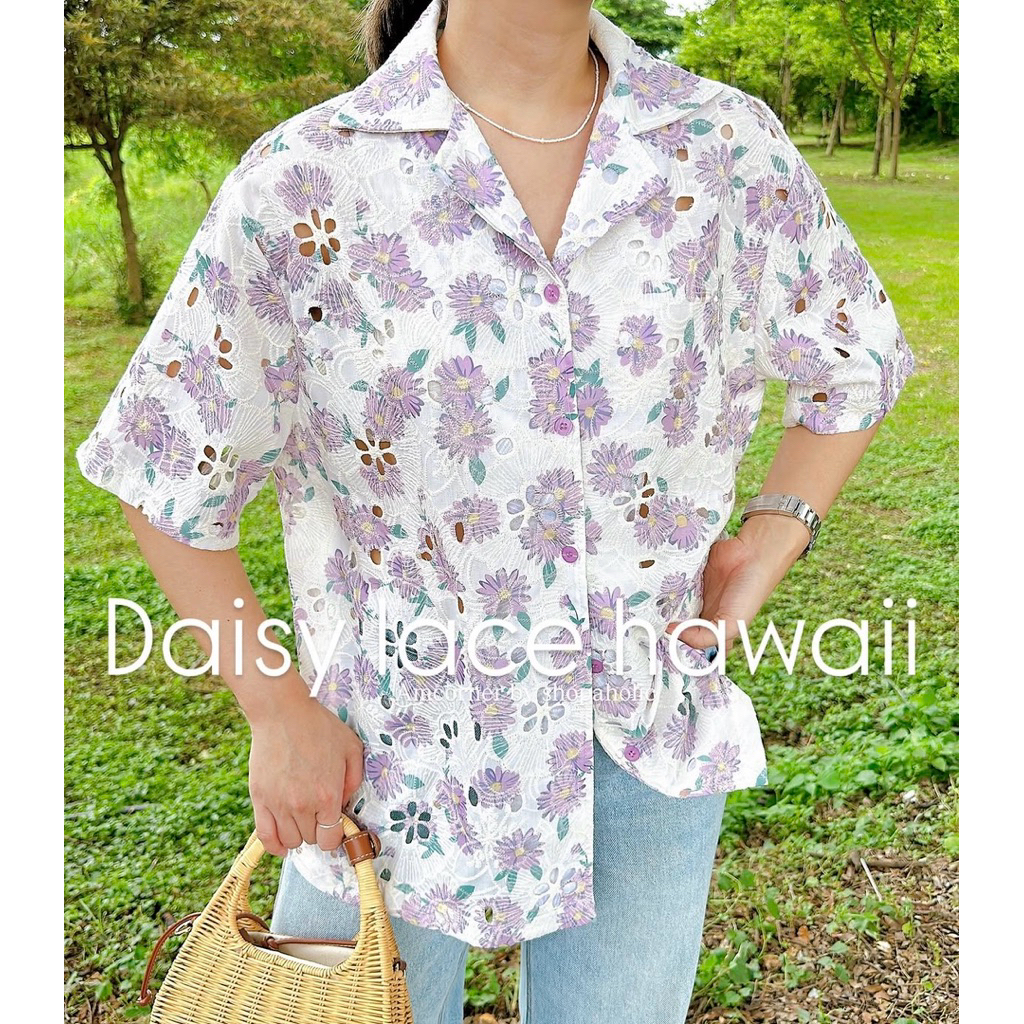 📌ทักก่อนสั่ง📌 เสื้อลายลูกไม้ฉลุ อก34”-46“ Amcorner
