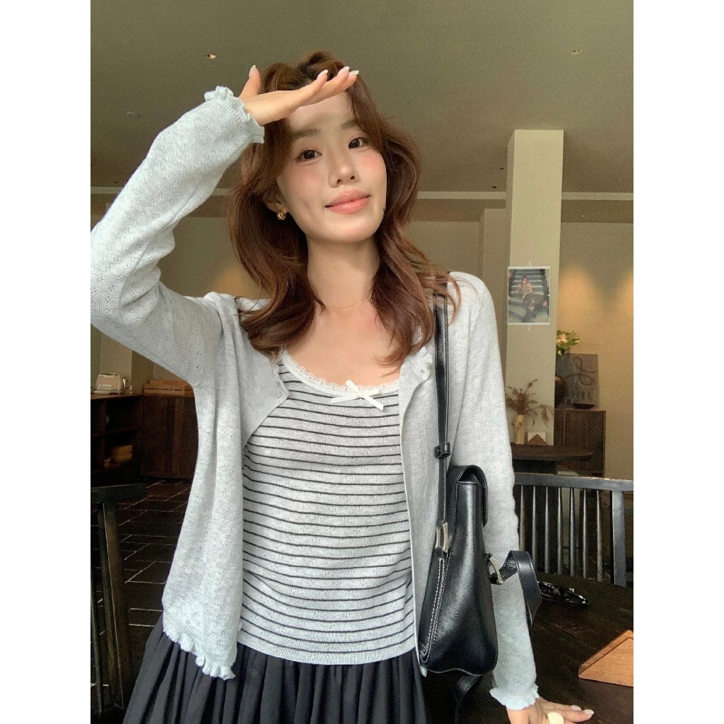GAKKI รุ่น 3455# เซตสองชิ้น เสื้อสายเดี่ยวลายทาง + เสื้อคลุมไหมพรม คาร์ดิแกนแขนยาวสไตล์เกาหลี