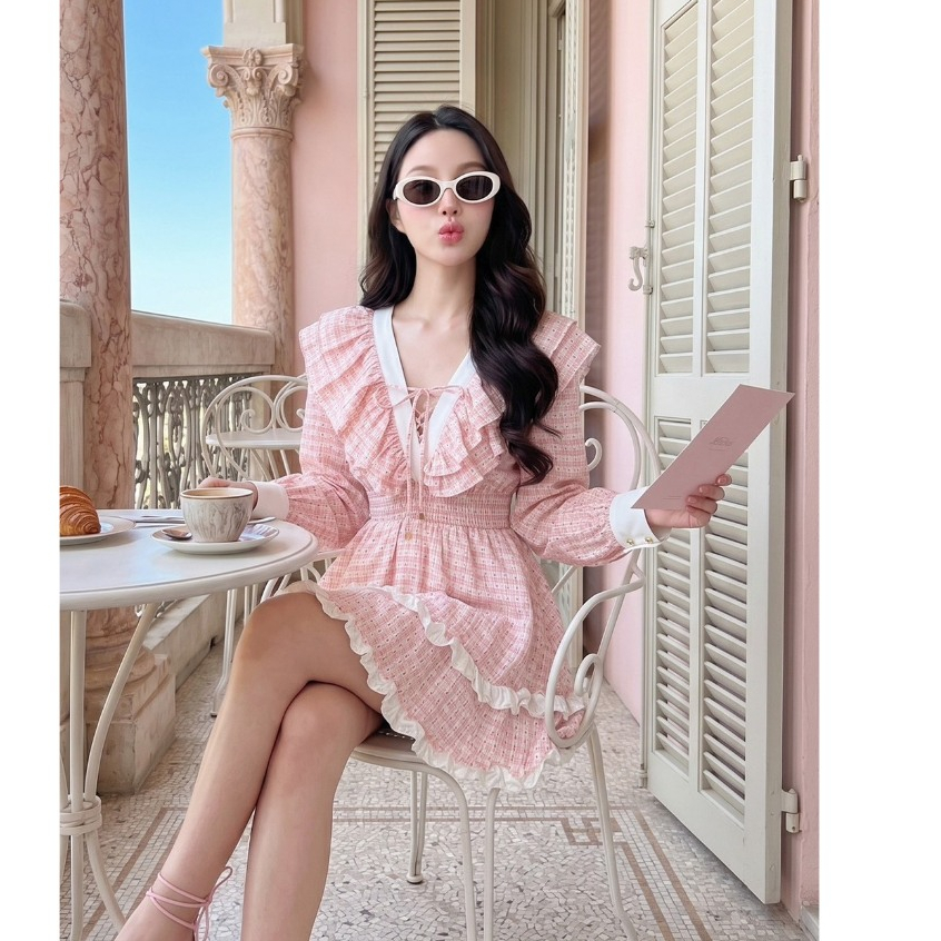 (มี3XL) Maria Diamond สีชมพู Rica Scotty Dress เดรสสั้นผ้าคอตตอนลายสก็อตหัวใจ แขนยาวคอวี กระโปรงเลเยอร์ ซิปหลัง มีซับใน
