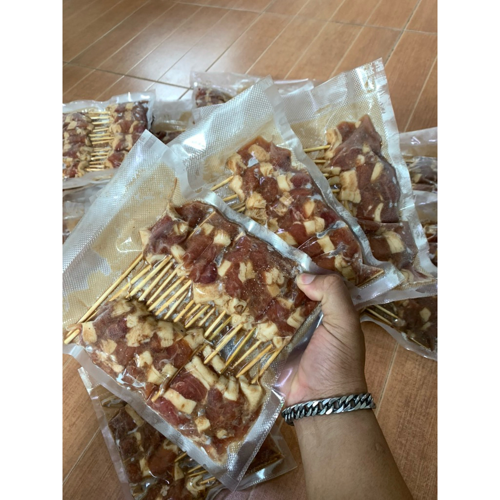 หมูปิ้งพันท้าย แพ็ค 20 ไม้ 89 บาท