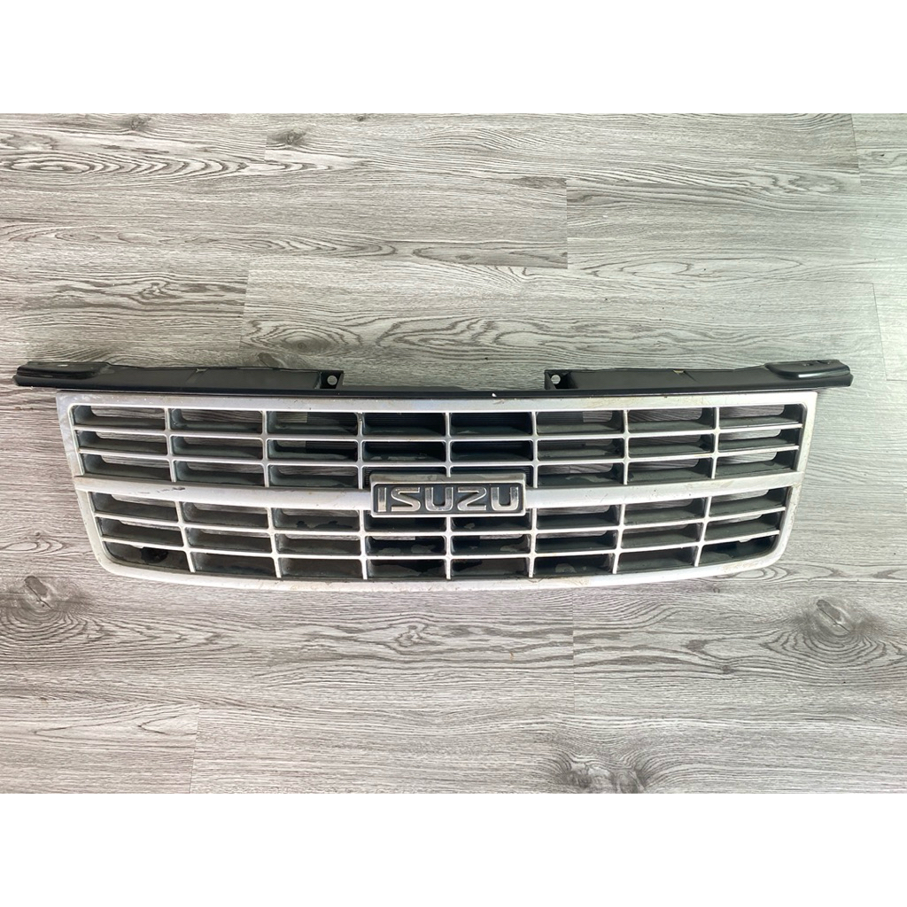 Cản trước ดีแม็ก năm 2006-11 (genuine, tháo rời)