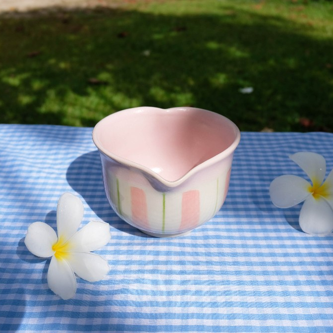Kokoro Chawan Stripe by Pimmy’s Love Express ถ้วยชงมัทฉะลายทาง สีชมพูพาสเทล น่ารัก สดใส ใช้งานแล้วมีความสุขสุดๆ