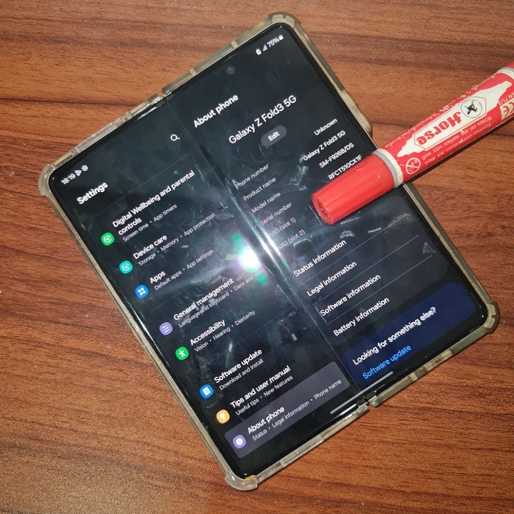 Samsung Galaxy zfold3 จอหน้าเสีย ไม่ติดล็อกใดๆ