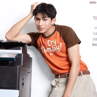 DADDYCLUB | I Cry Thursday Raglan T-shirt เสื้อยืดสีส้ม สุดเท่