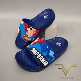 VIDVIEW มีส่งด่วน รองเท้าแตะเด็ก Adda 32B4K Superman ลิขสิทธิ์แท้ แบบสวม เบอร์ 25-35