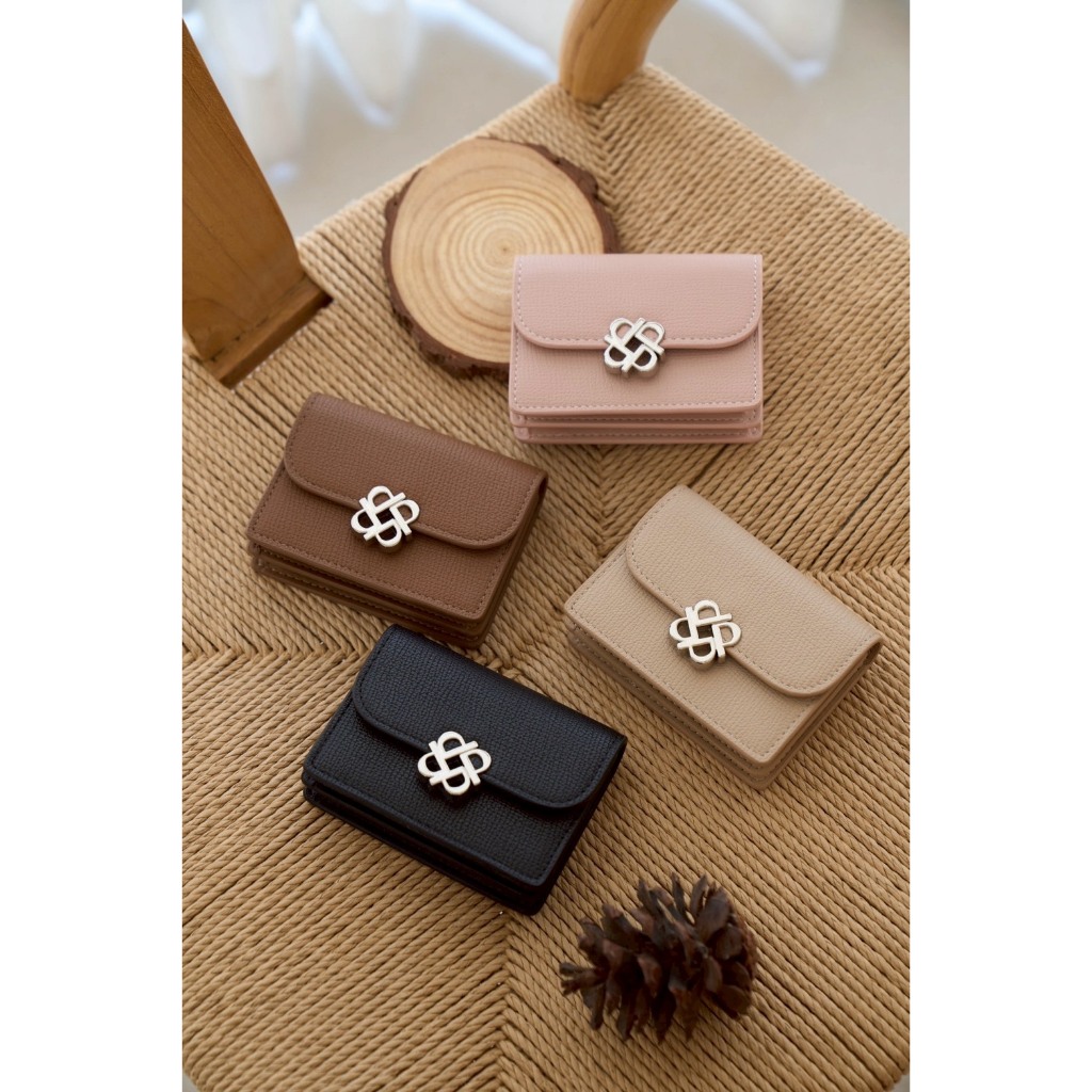 Perota “Nano” Card Holder มาพร้อมกล่อง