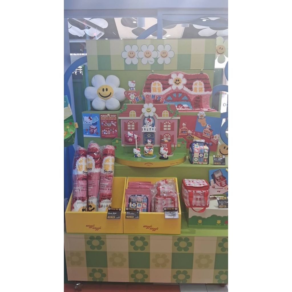 ใหม่ เปิดจอง wiggle wiggle คอลล่าสุด hello kitty wiggly พกจ.คิตตี้ ลอตใหม่พร้อมส่งว่าง 2 จิ้มเลยนะคะก่อนsoldout!!