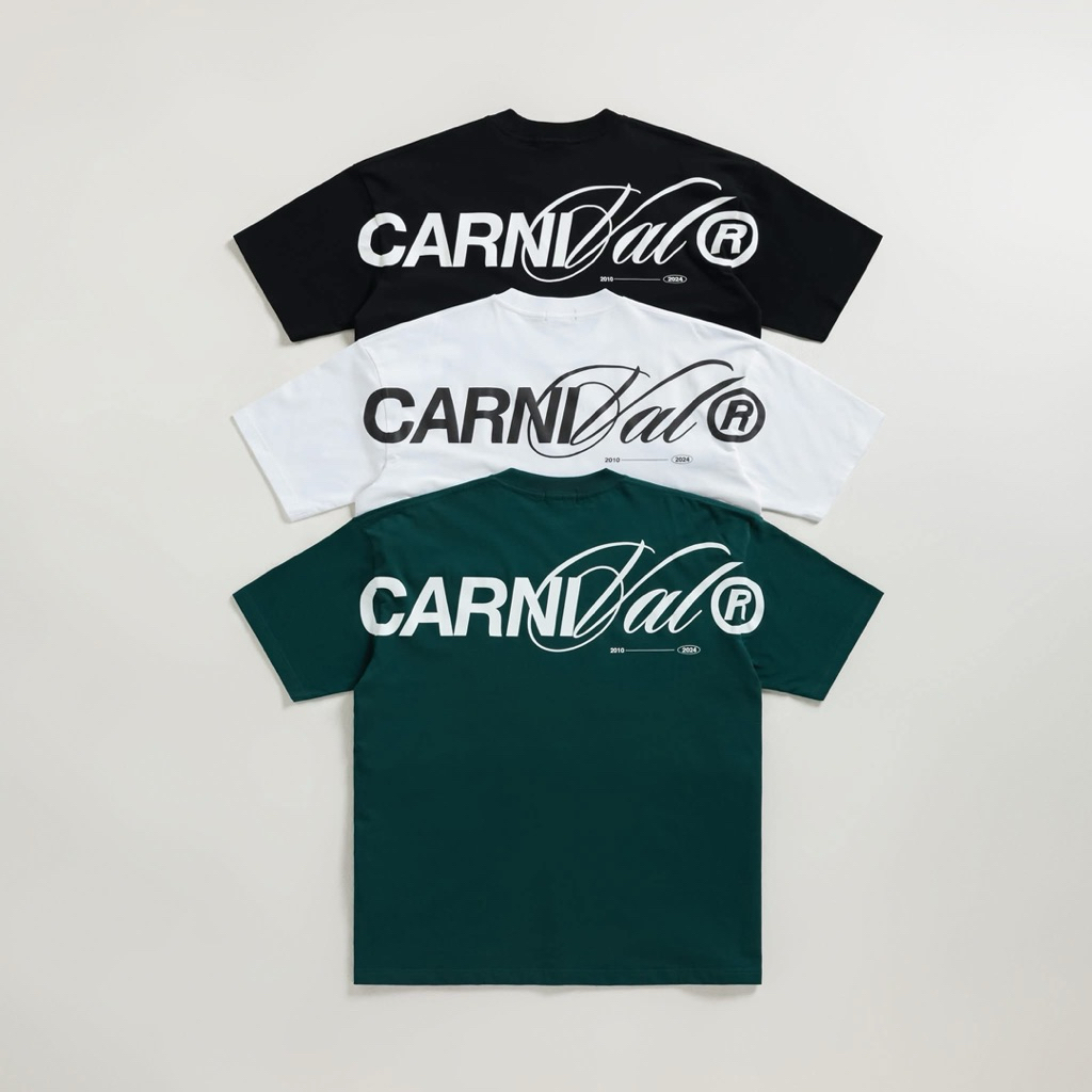 [พร้อมส่ง ของใหม่ แท้💯%] เสื้อยืด CARNIVAL CALLIGRAPHY OVS T-SHIRT