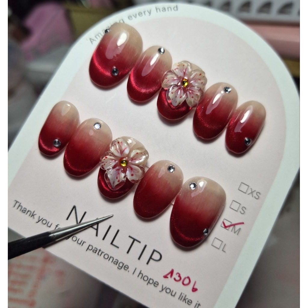 เล็บปลอมเจลแท้ ลายลูกแก้วดอกไม้ (มือ+เท้า)ฟรีกาวตะไบ