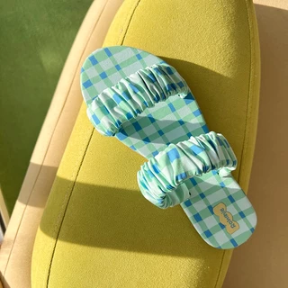 [รุ่นใหม่] Rohmie - Puffy Slipper รองเท้าสายย่นคาดคุณภาพดี น้ำหนักเบาและใส่สบายมาก ซักได้ โดนน้ำได้ ผลิตโดยคนไทยทุกคู่