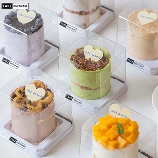 TAKE.ONE.S.EASE กล่องเค้กแบบใช้แล้วทิ้ง 50/100 ใบ โปร่งใส แถมส้อม