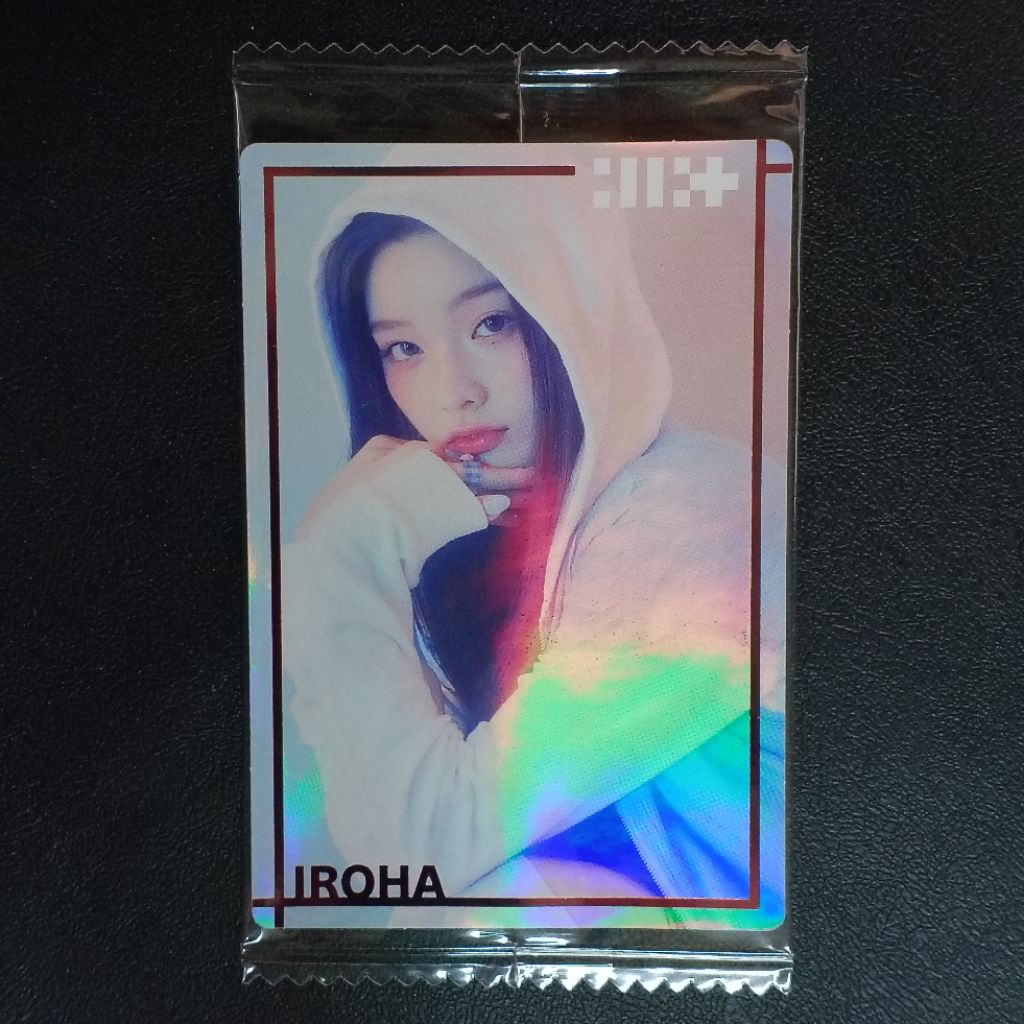 (Sealed Sticker Card) การ์ดศิลปิน ILLIT K-POP IDOL COLLECTION STICKER CARD