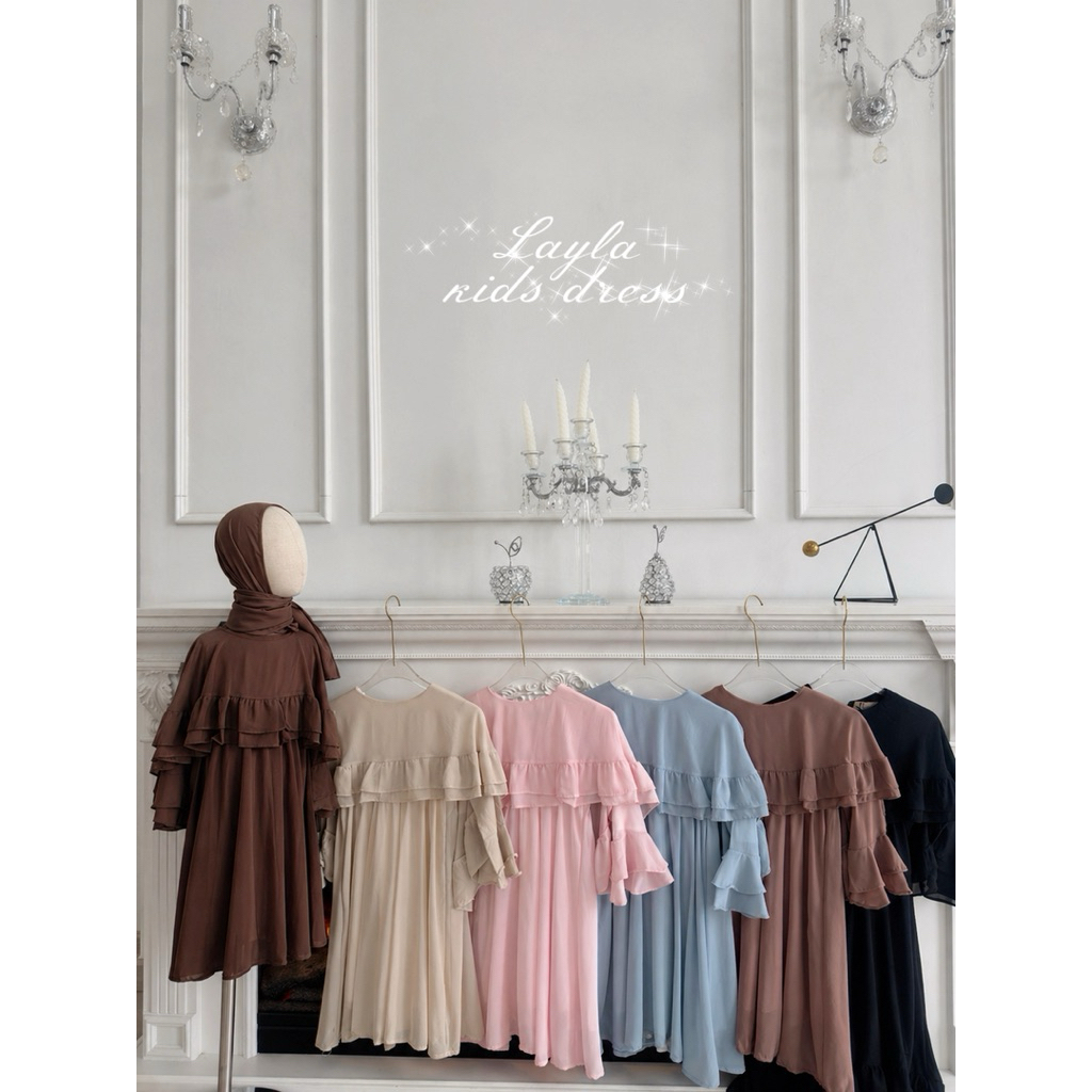 พร้อมส่งlayla kidsdress ชุดเด็กต่อเคฟย้วยระบาย น่ารักมาก (เซทพร้อมผ้าคลุม)