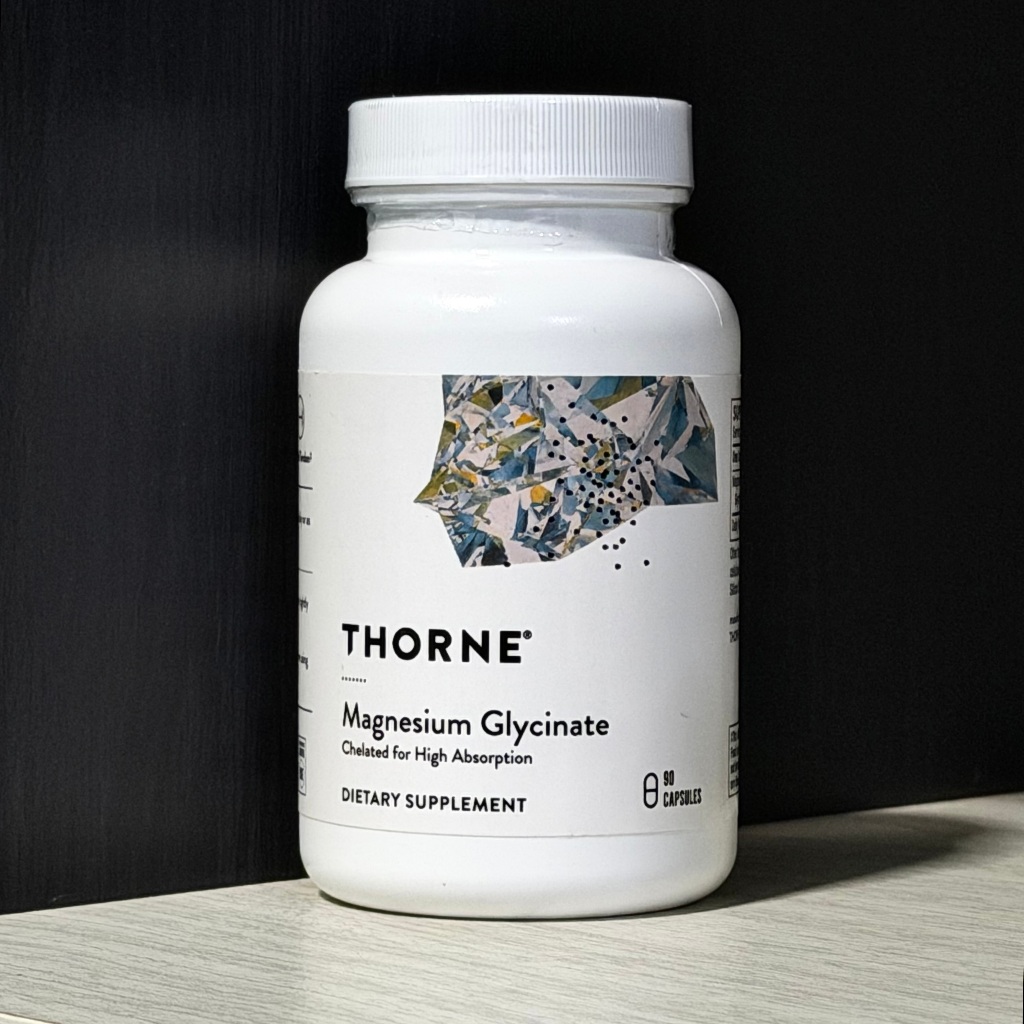 THORNE - Magnesium Glycinate - 90 Capsules มีส่วนช่วยให้ระบบประสาทและร่างกายเกิดความรู้สึกผ่อนคลาย คุณภาพการนอนหลับ