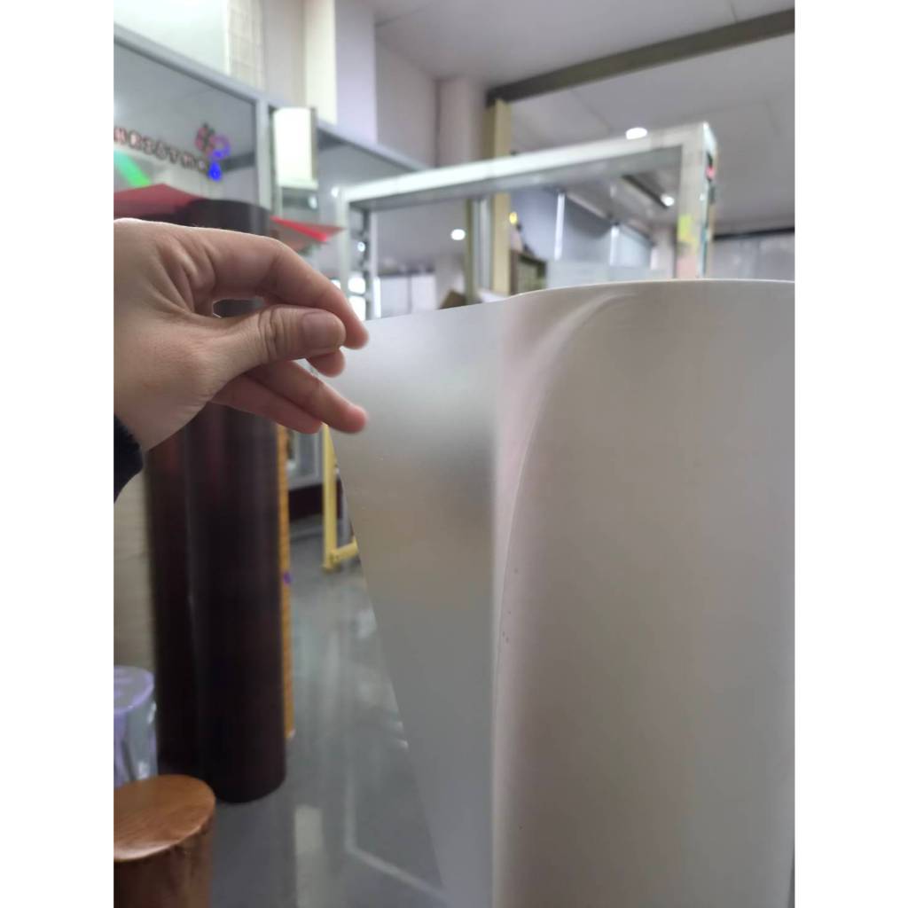 สติํกเกอร์ขุ่นทราย P05 ขนาดพิเศษ หน้ากว้าง 63.5 เซนติเมตร ยาว 0.5 เมตร สำหรับติดตกแต่งภายใน เคลือบ