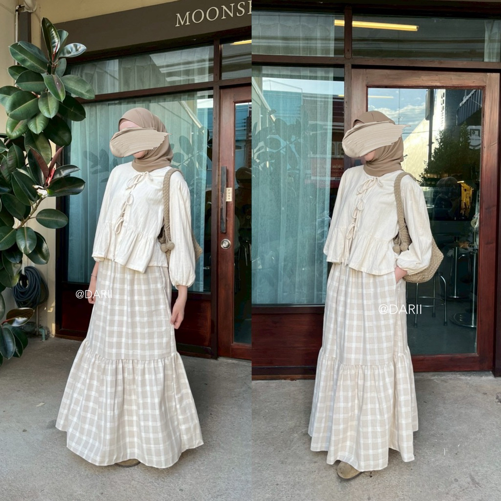 Luna Skirt | กระโปรงยาว (เอว 25”-44“ ยาว 39“)
