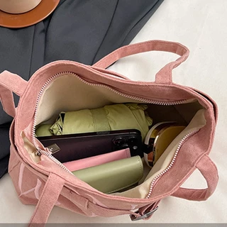สะพายข้างผู้หญิง Gentlewoman Suede Ballerina Bag กระเป๋าผ้า กระเป๋านักบัลเล่ย์ สะพายไหล่ gentlewomen กระเป๋า