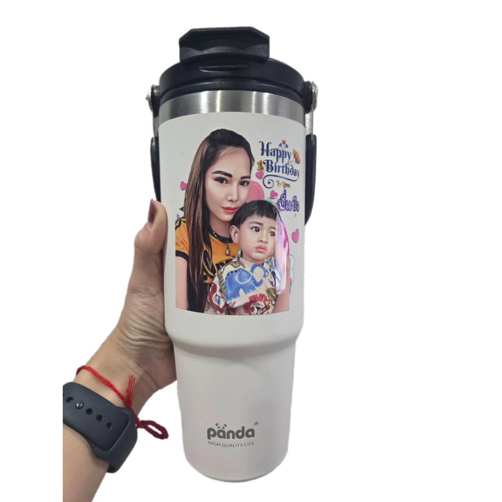 แก้วสกรีนภาพถ่ายสีเหมือนจริง งานuv dtf หูหิ้ว สั่งทำเป็นอของขวัญ 900mlมีแบบมาเองหรือให้ช่างออกแบบให้