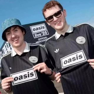 🎊 จัดส่งทันที! 💘 Adidas x Oasis เสื้อฟุตบอลแขนสั้น Touring Jacquard Jersey