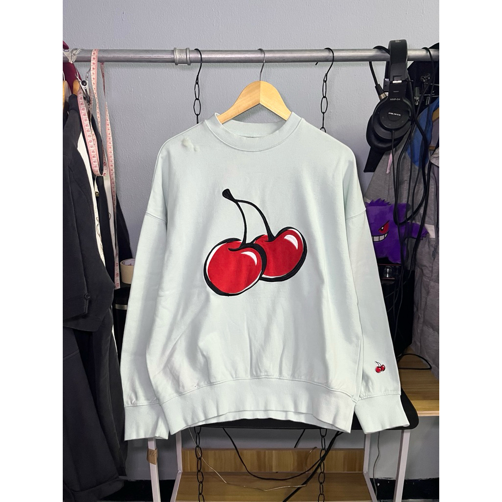 Kirsh sweater🍒 (แท้)