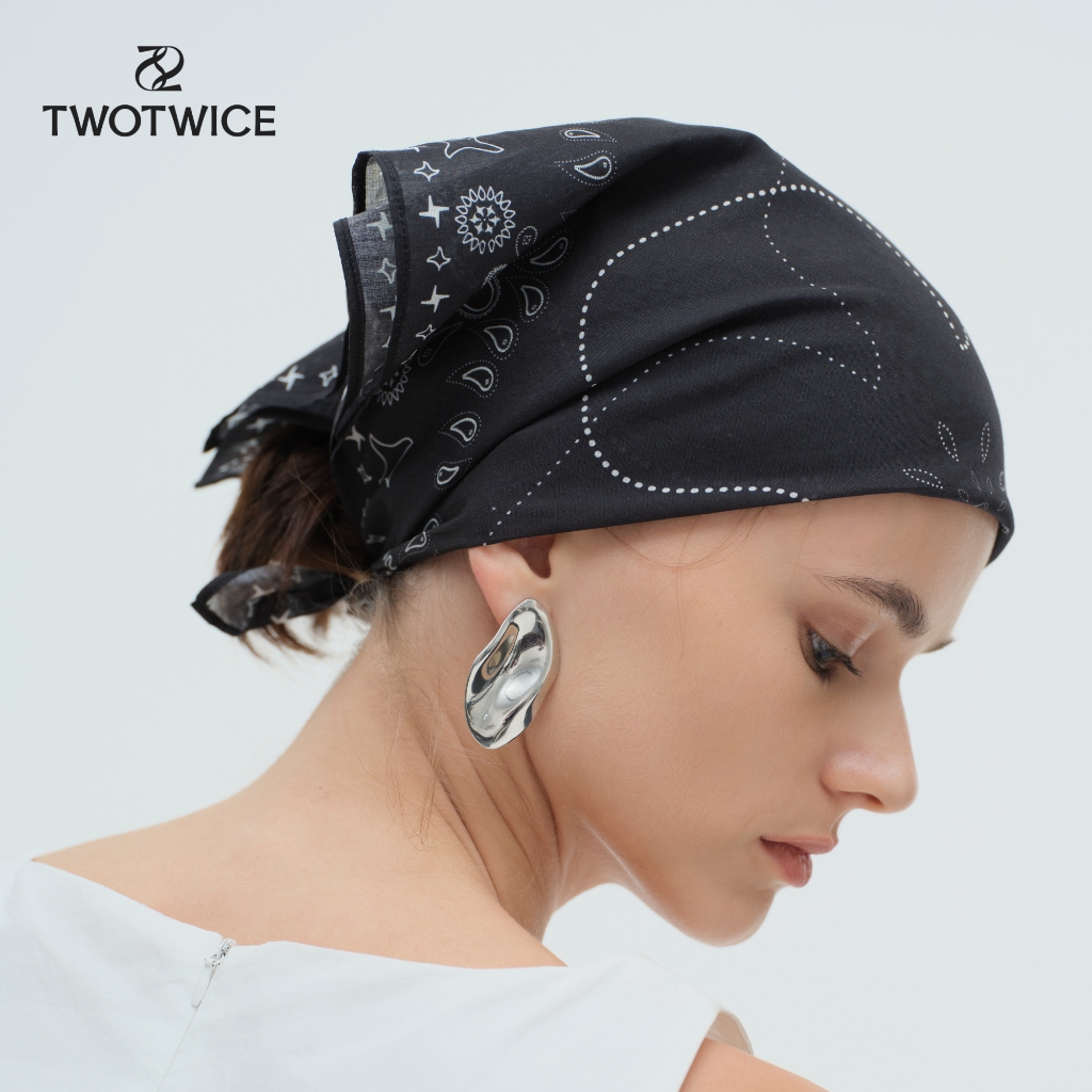 (พร้อมส่ง) Twotwice - Twotwice Paisley Bandana - ผ้าพันคอที่ลาย Paisley