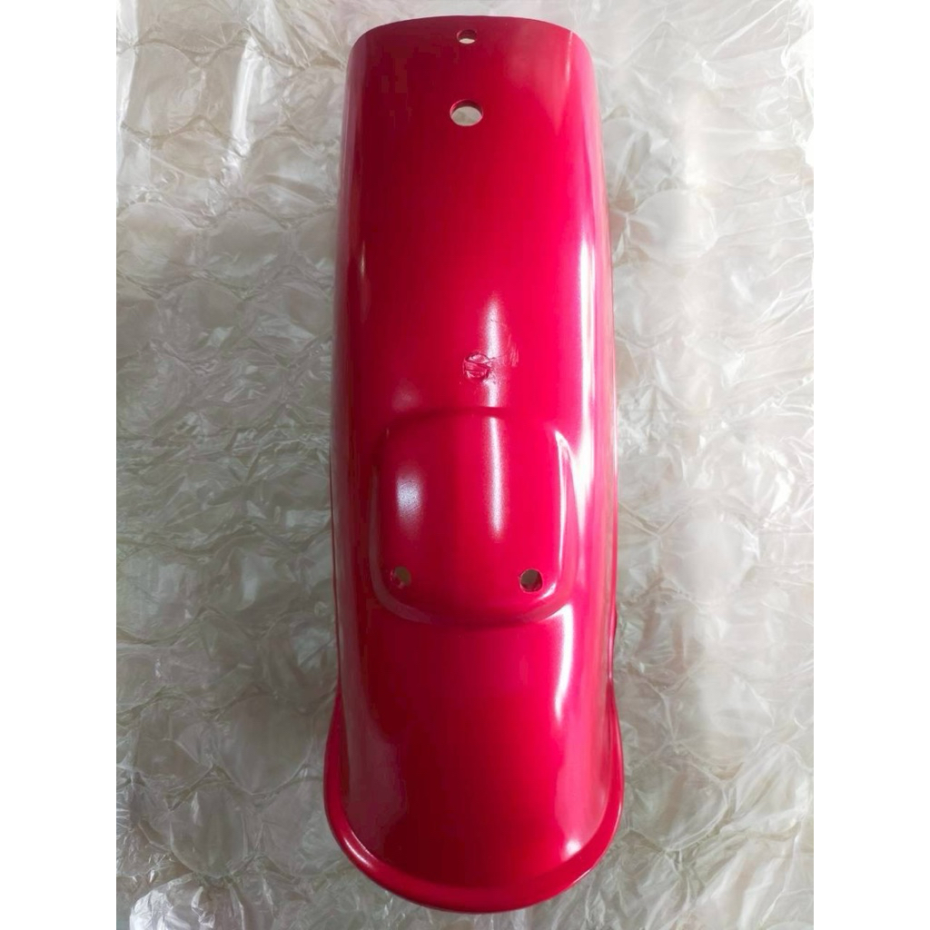 บังโคลน ล้อหลัง สีแดง Suzuki FR80 FR80N FR80SS แท้ใหม่ Made in Japan ของใหม่ค้างสต๊อก สวยๆ หายาก