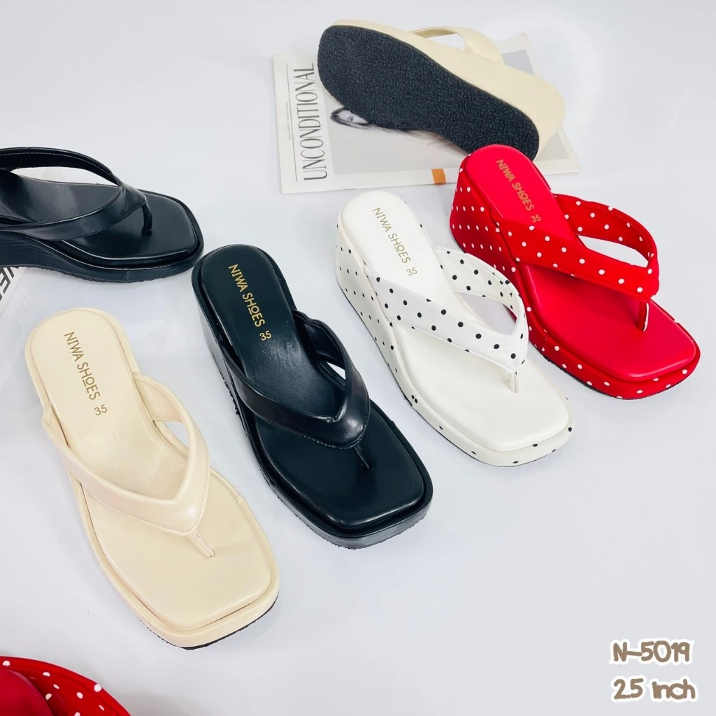 NIWA SHOES รุ่น N-5019 รองเท้าส้นตึกส้นโฟม น้ำหนักเบา สูง 2.5 นิ้ว รองเท้าแตะเตารีด รองเท้าผู้หญิง ลายพอลก้าดอท สีพื้น