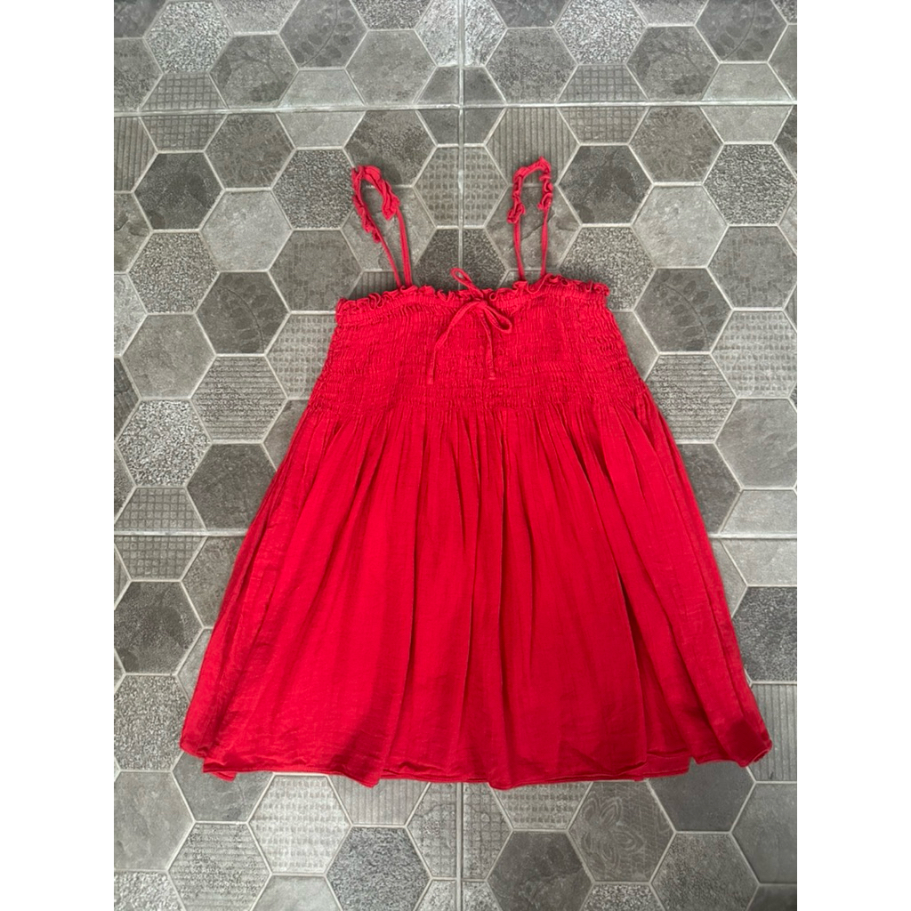 เดรสเด็ก mitr kids size 5-6 ขวบ มือสองมี 2 ตัว ตัวละ 390 ค่ะ