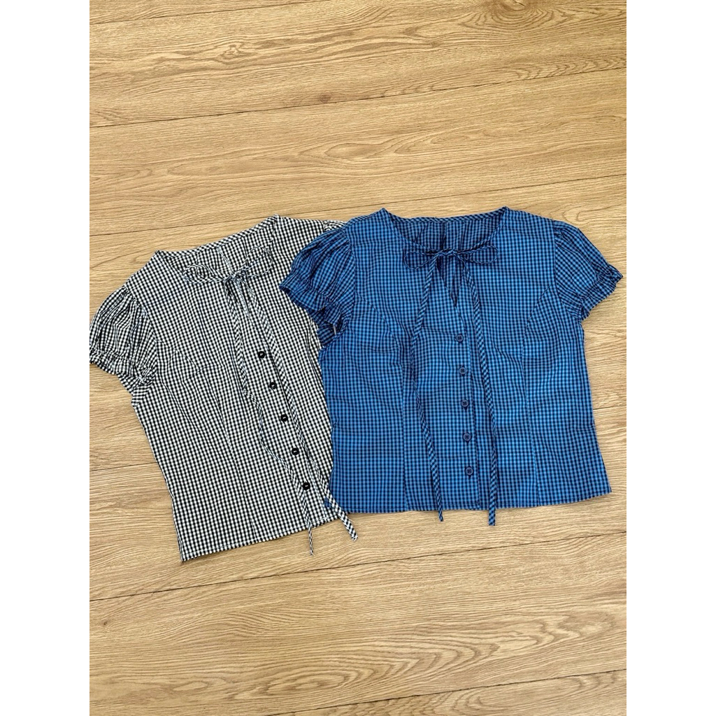 INFINITY : Tilly Top (ทิลลี่)  เสื้อแขนตุ๊กตา คอกลม กระดุมหน้าถอดออกได้ ผ้าคอตตอนพิมพ์ลาย ผ้าไม่บาง