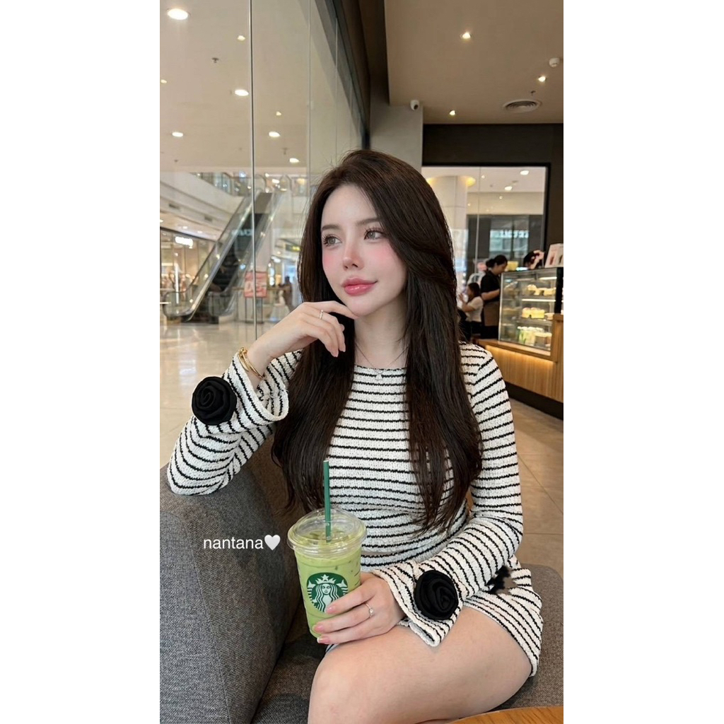 #Nantana Set เสื้อแขนยาวแขนกุหลาบ  แมทมากับกางเกงทรงบาบี้ขาสั้น ผ้าโคเซทริ้วสีละมุนมาก