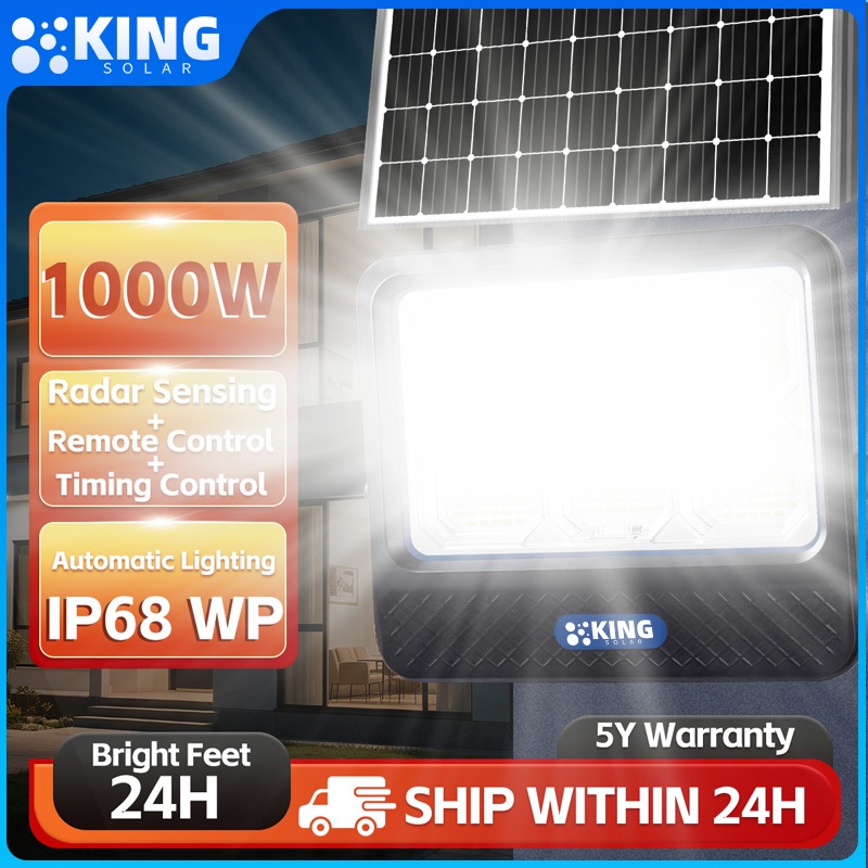 KING 【ซื้อ1แถม1】ใหม่ล่าสุด!ไฟสปอร์ตไลท์โซล่าเซลล์ 300W 500W 1000W solar light IP68 ชาร์จไฟอัตโนม เซ็นเซอร์ พร้อมรีโ