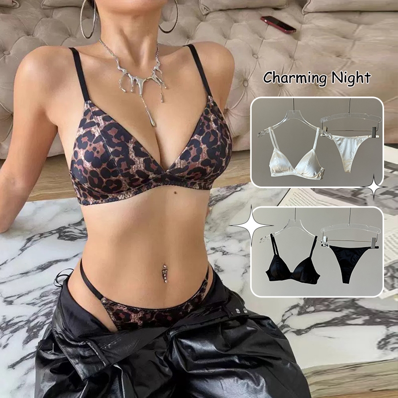 Charming Night❤️❤️ทรงสามเหลี่ยม บราไร้โครง ทูพีช สไตล์ฝรั่งเศส ซาติน ชุดชั้นใน คอวีลึก bra set ราคาถูกที่สุด คุณภาพสูง