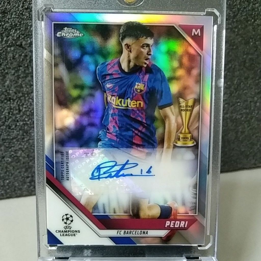 การ์ดฟุตบอล Topps Chrome UEFA Pedri Silver Refractor Auto FC Barcelona