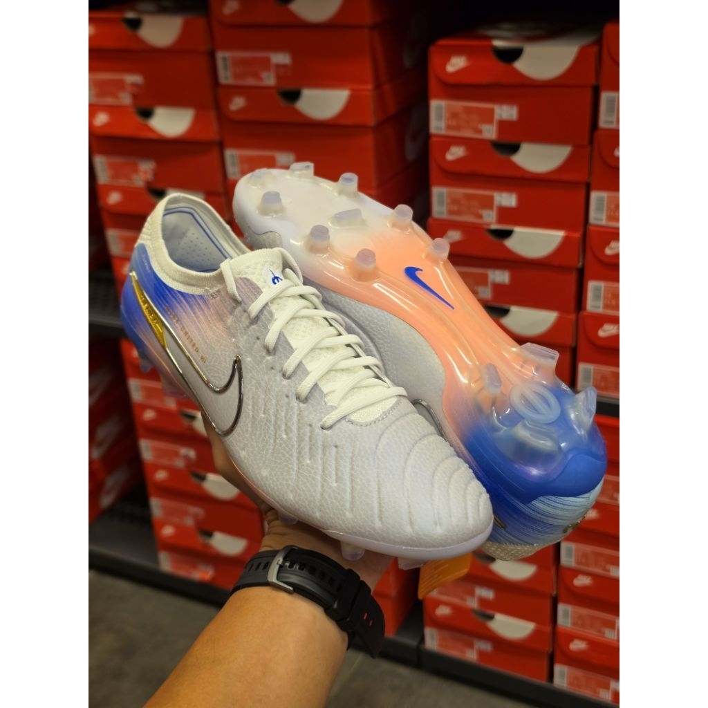 รองเท้าฟุตบอล Nike Tiempo Legend 10 Elite FG NU