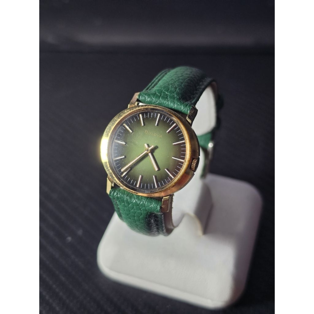 นาฬิกา Bulova 10k วินเทจแบบไขลาน