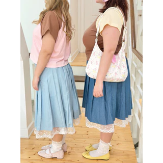 Chubbygirlbkk-Pleat denim&barbie lace skirt₊˚ෆ⊹.ᐟ🌀🩶”กระโปรง จีบพลีทยาว แต่งชายลูกไม้ สาวอวบ
