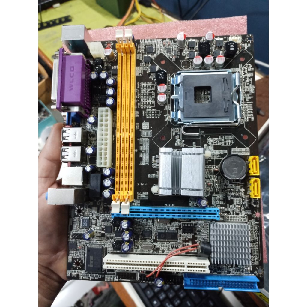 บอร์ด 775 ddr3 พร้อม CPU CORE2DUO E8400 คละยี่ห้อ