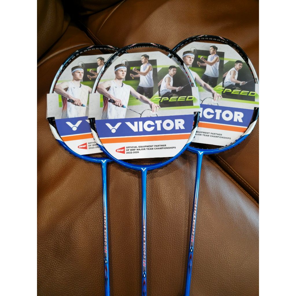 ไม้แบดมินตัน VICTOR BRAVE SWORD 12 ORIGINAL แถมเอ็น VBS66 NANO พันด้าม ซอง