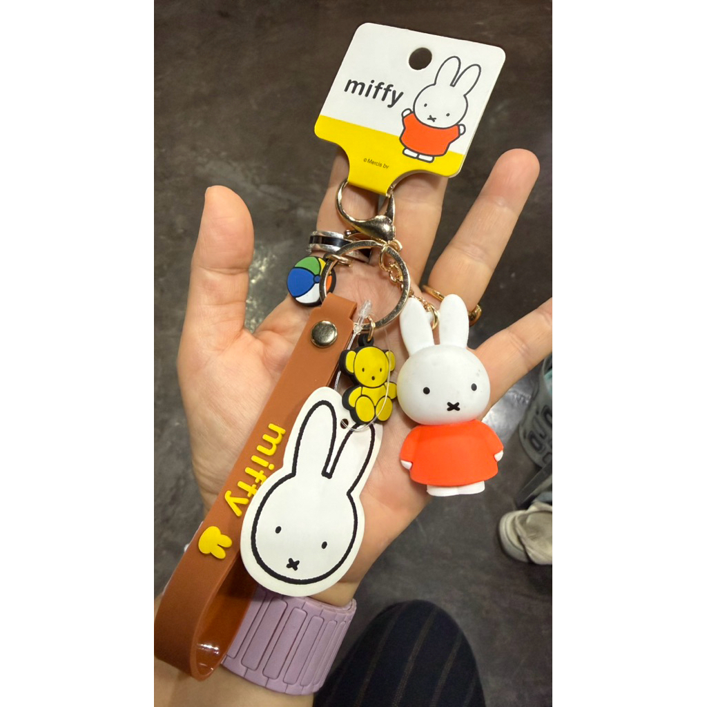 พวงกุญแจmiffy❤️พร้อมส่ง🇹🇭