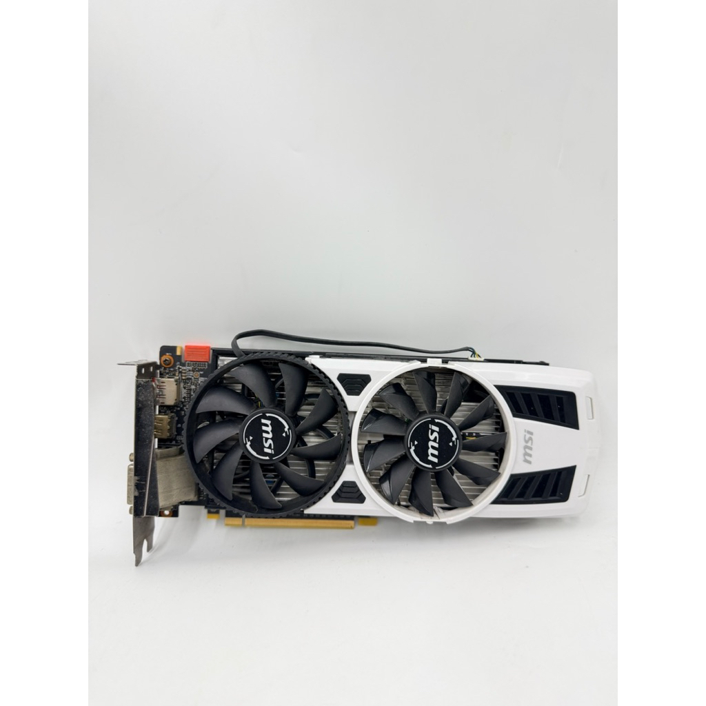 การ์ดจอ GTX1650 GTX1050Ti 4GB GDDR5 Nvidia การ์ดจอมือสอง มีทั้งแบบต่อไฟและไม่ต้องต่อไฟ 6Pinเสียบใช้ได้เลยพร้อมส่งรูปจริง