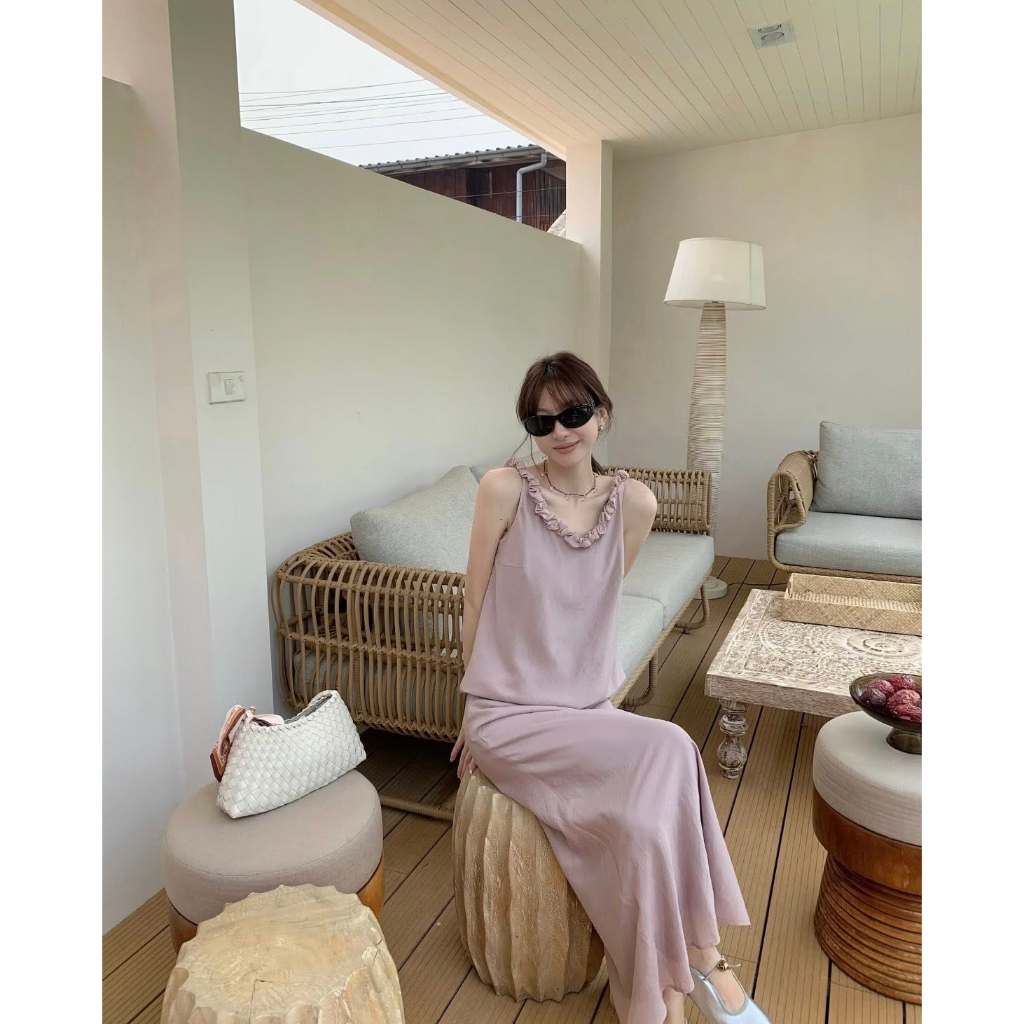 Mogwany พร้อมส่ง ดำS / พรี ดำM , ชมพู / Wendy Set (เสื้อ+กระโปรง) เสื้อทรงสวย กระโปรงเอวสม็อค ใส่สบาย น่ารักมากๆ