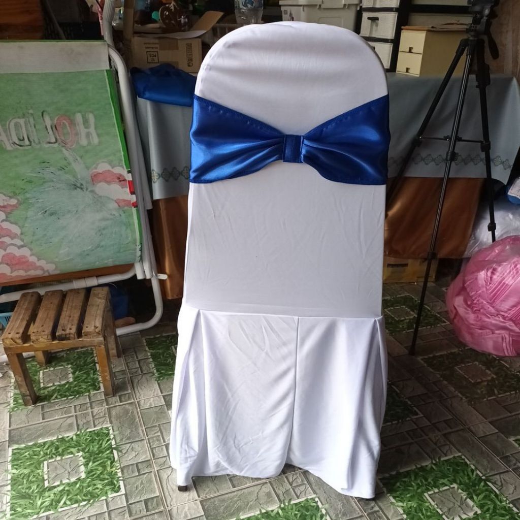 ผ้าคาดเก้าอี้ ใช้กับเก้าอี้เบาะนวมทรงเอ ชิ้นละ 22 บาท